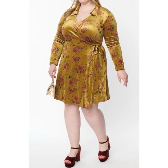 Unique Vintage Dresses & Skirts - Unique Vintage Chartreuse Red Rose Velvet Wrap Dress